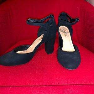 Women’s block heel dressy shoes